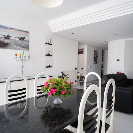 Endless Summer Villa