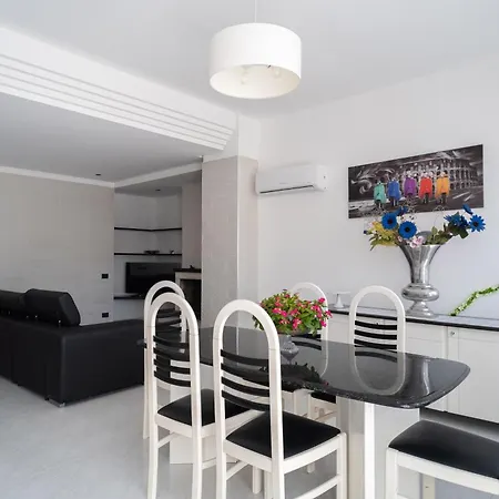 Endless Summer Villa *